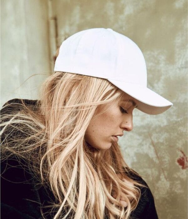 Curved Classic Snapback Cap Thumbnail