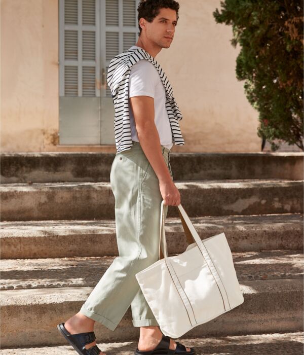 Courtside Large Tote Thumbnail