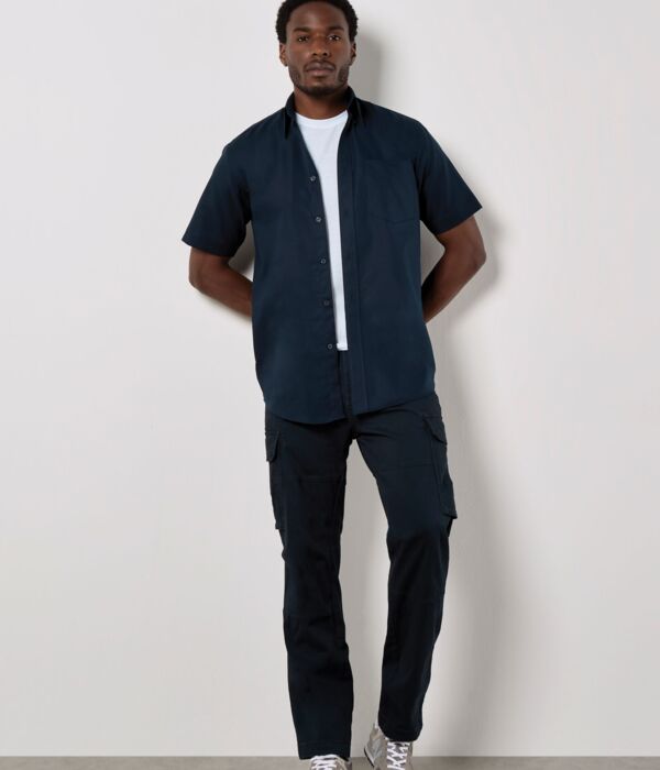 Classic Fit Short Sleeve Workwear Oxford Shirt Thumbnail