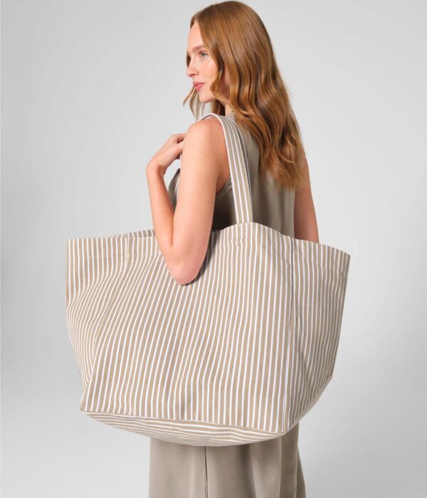 Oversized Beach Bag Thumbnail