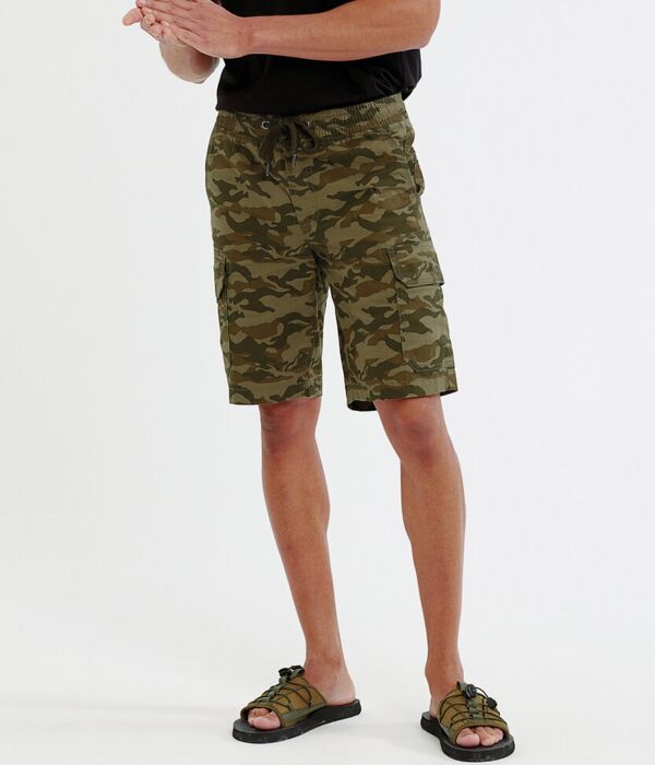 Men’s camo cargo utility shorts Thumbnail